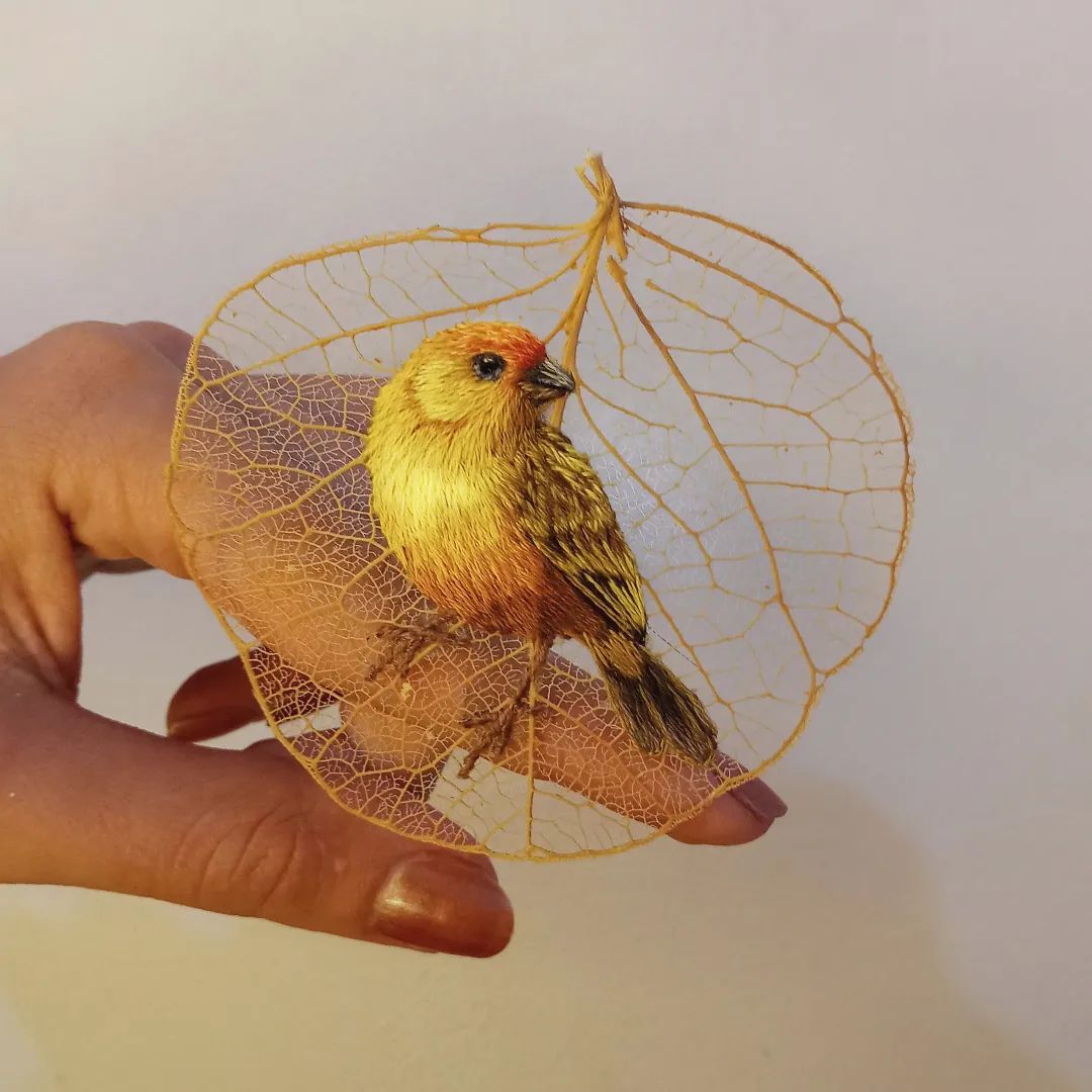 Brazilian Embroidery Artist Uses Dried Leaves as a Canvas PlayJunkie