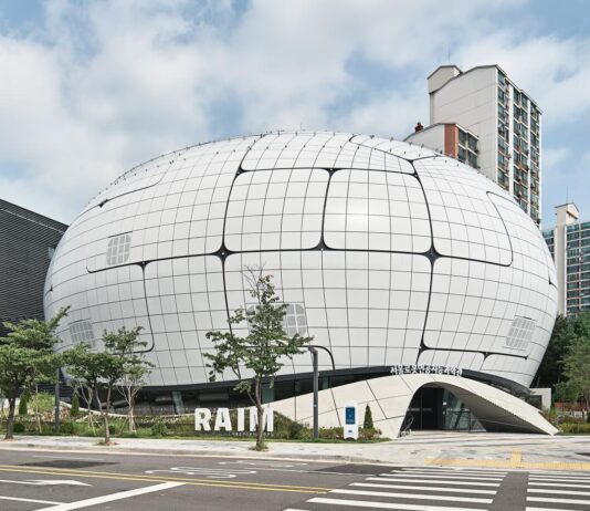 World’s First Museum Dedicated to Robots and AI Opens in Seoul, South Korea