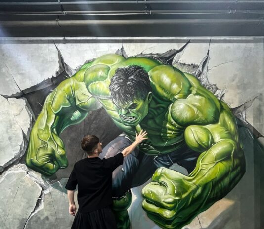 Street Artist Creates 3D Murals That Will Make You Think Walls Are Coming to Life