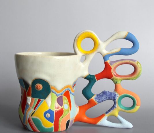 Jessica Thompson-Lee’s Ceramic Mugs Have the Most Unusual Handles