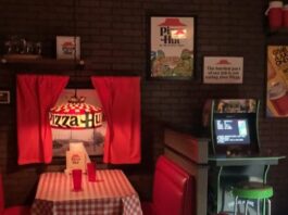 Woman Goes Viral After Transforming Her Garage into a Retro Pizza Hut Restaurant