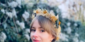 Jeanne Dordain’s Hairstyles Look Straight Out of a Fairy Tale